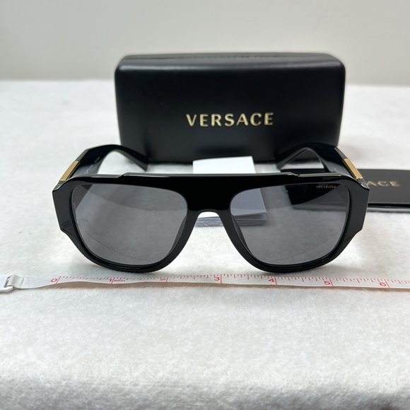 VERSACE NEW POLARIZED MEN’S BLACK GOLD SUNGLASSES WITH CASE BOX AND BOOKLET - Picture 11 of 16